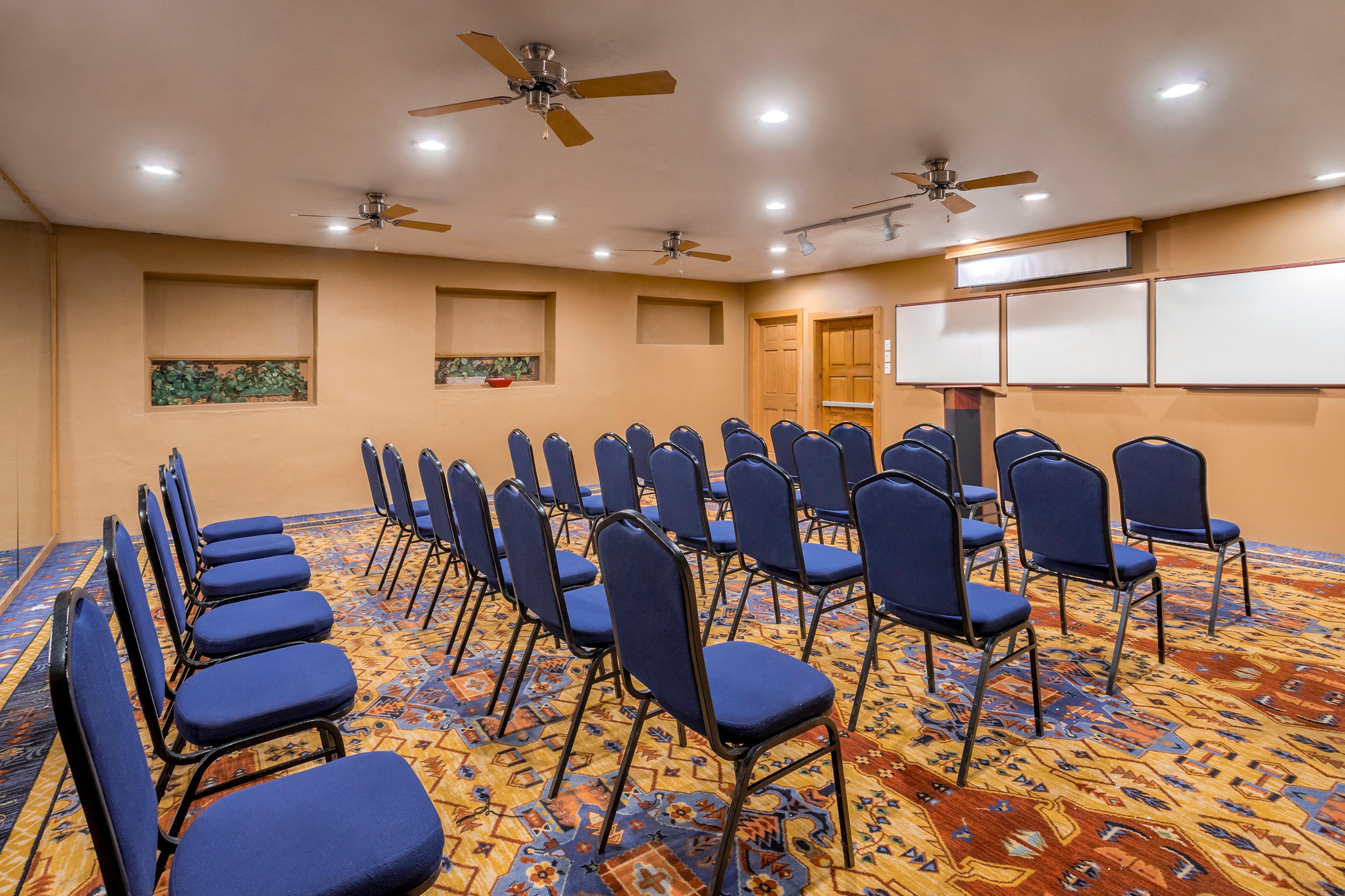 Holiday Inn Canyon De Chelly-Chinle By Ihg מראה חיצוני תמונה